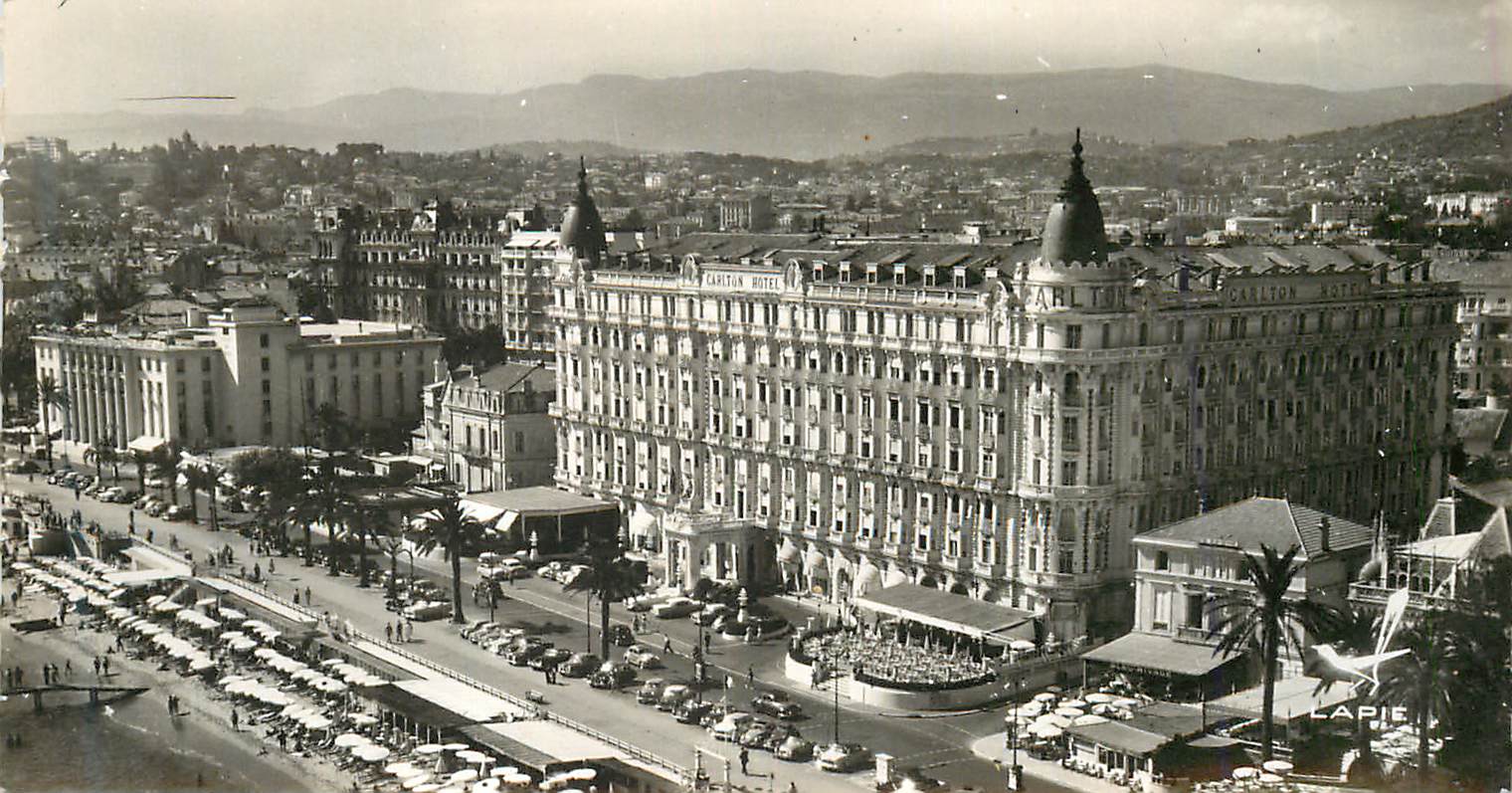 CPM Cannes Alpes Maritimes Les Grands Hotels de la Cote d'Azur